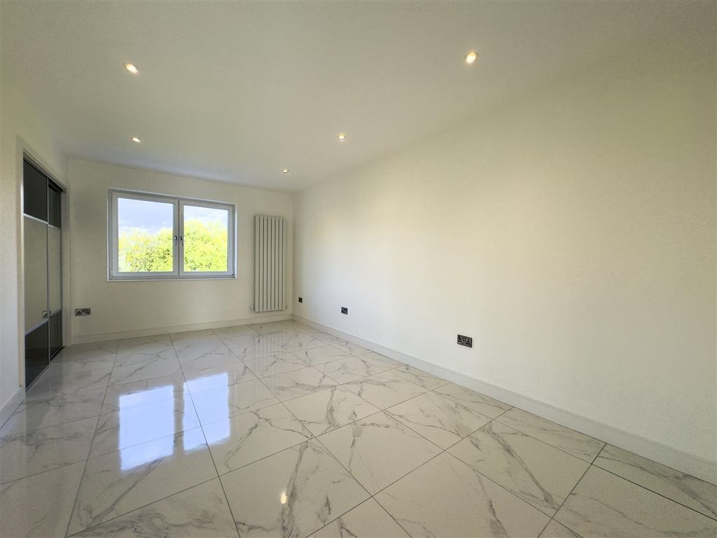 Additional image 38 of 4 bed detached house for saleClyde Grove, Crossford, Carluke ML8