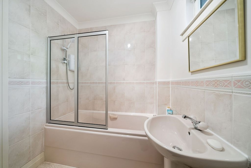 Additional image 23 of 5 bed detached house for saleBrambles, Upper Torwoodhill Road, Rhu G84
