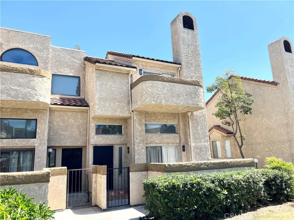 Additional image 2 of 2022 S Bon View Avenue Unit D, Ontario, CA 91761