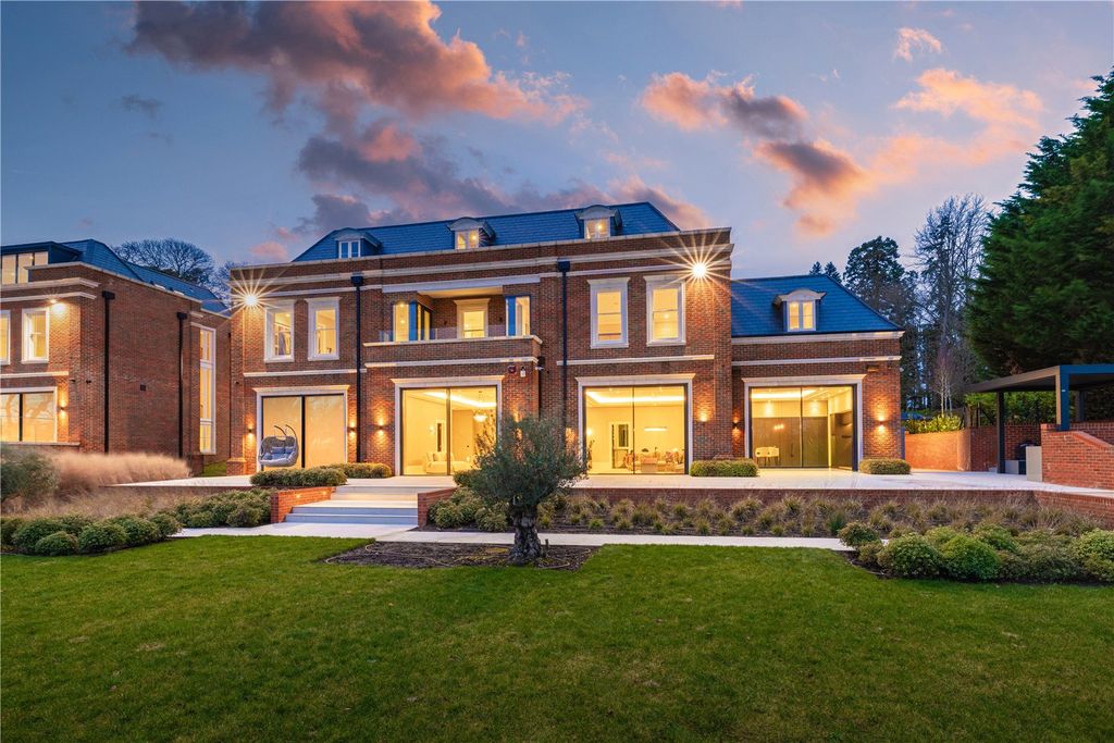 Additional image 2 of 5 bed detached house for saleCharters Gate, Ascot, Berkshire SL5