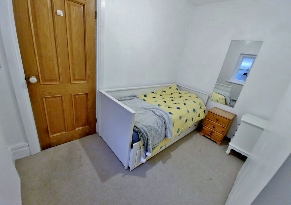 Additional image 13 of 1 bed flat for saleVictoria Avenue, Porthcawl CF36