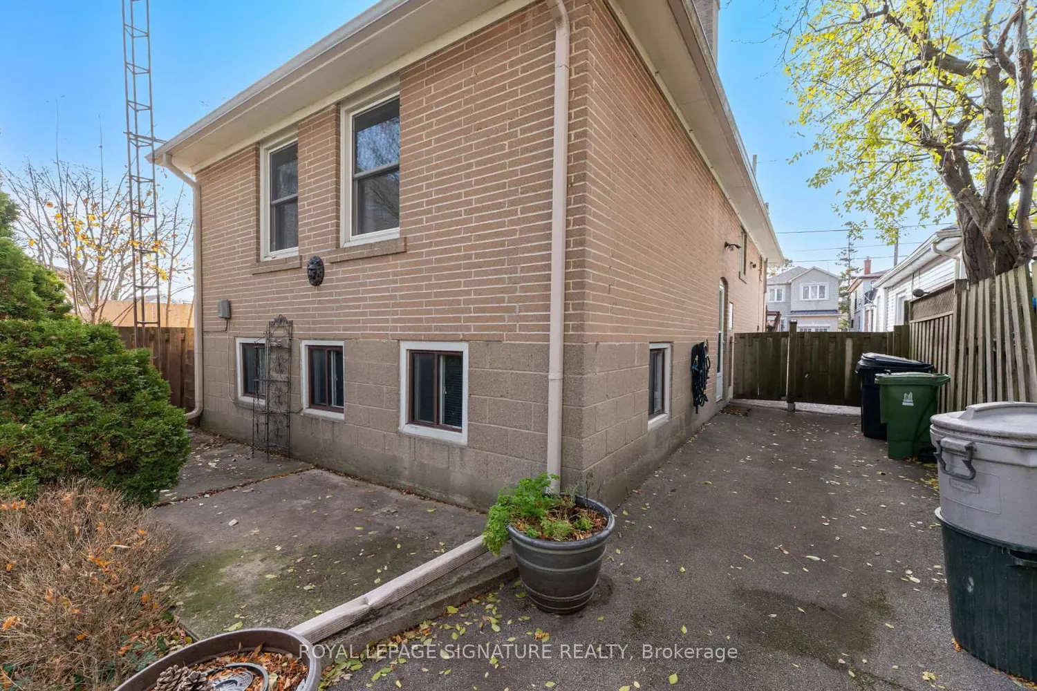 Additional image 20 of 17 Vanbrugh Avenue