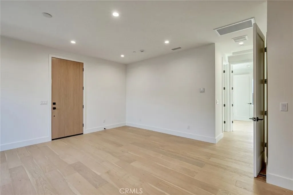 Additional image 15 of 1690 N Sierra Bonia Avenue, Pasadena, CA 91104