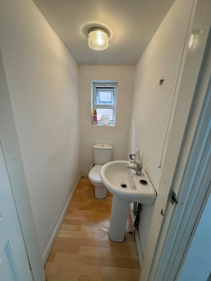 Additional image 13 of Room in a Shared House, Ellesmere Road, B8, N1 7GU