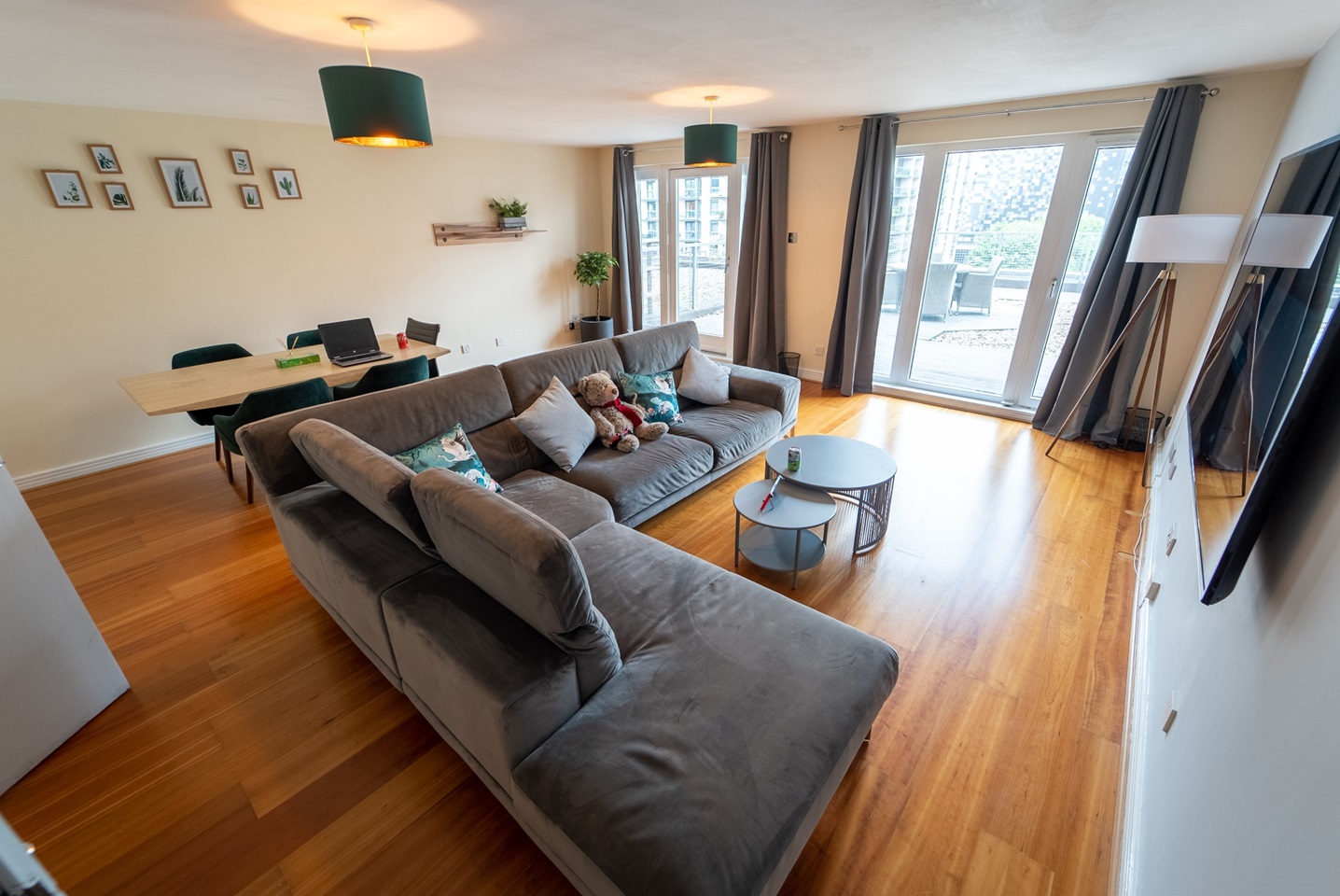 3 Bed Penthouse, The Mailbox, B1, N1 7GU