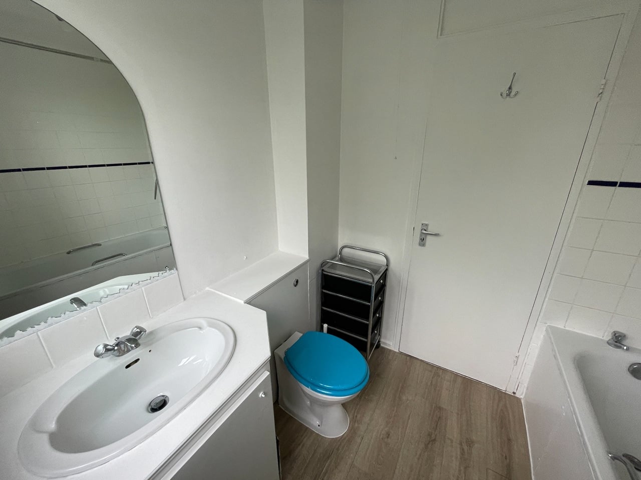 Additional image 12 of Room in a Shared Flat, Blomfield Court, SW11, N1 7GU