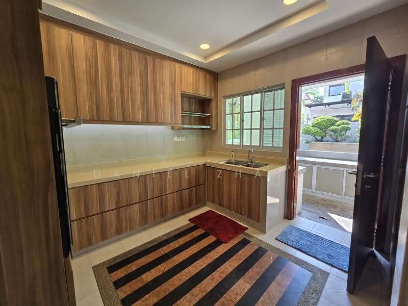 Additional image 5 of Chestnut Drive