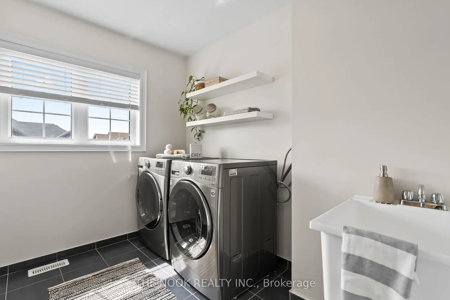 Additional image 17 of 70 Highlands Boulevard