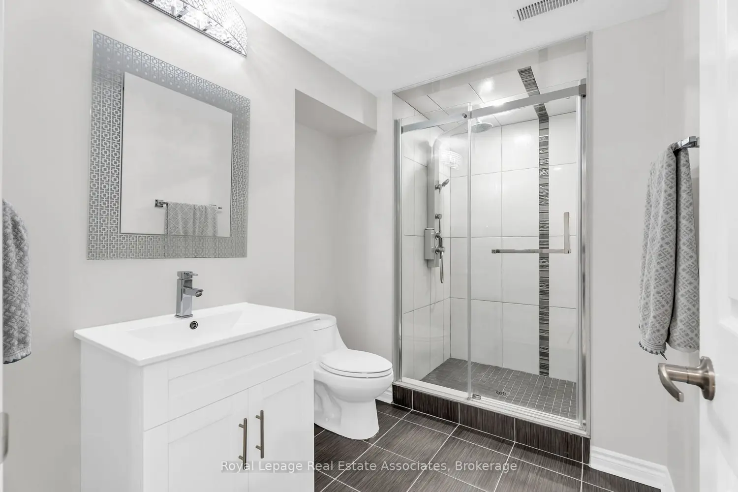 Additional image 18 of 879 Etherington Way