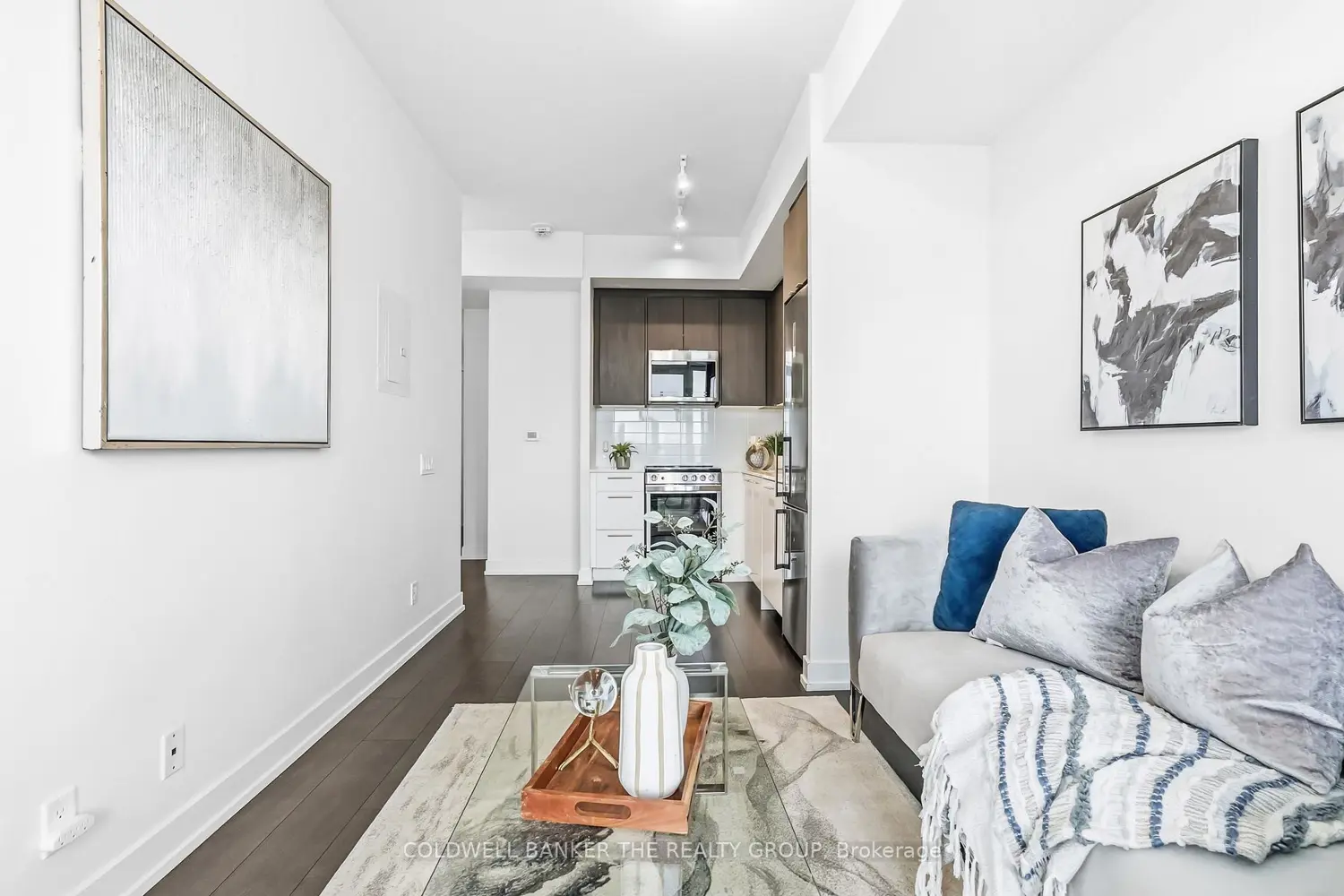 Additional image 14 of 215 Veterans Drive 611