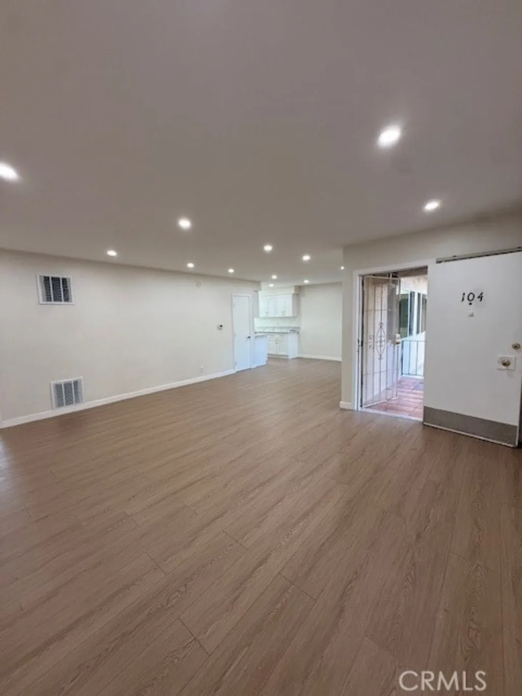 Additional image 12 of 1530 E Broadway Unit 104, Glendale, CA 91205