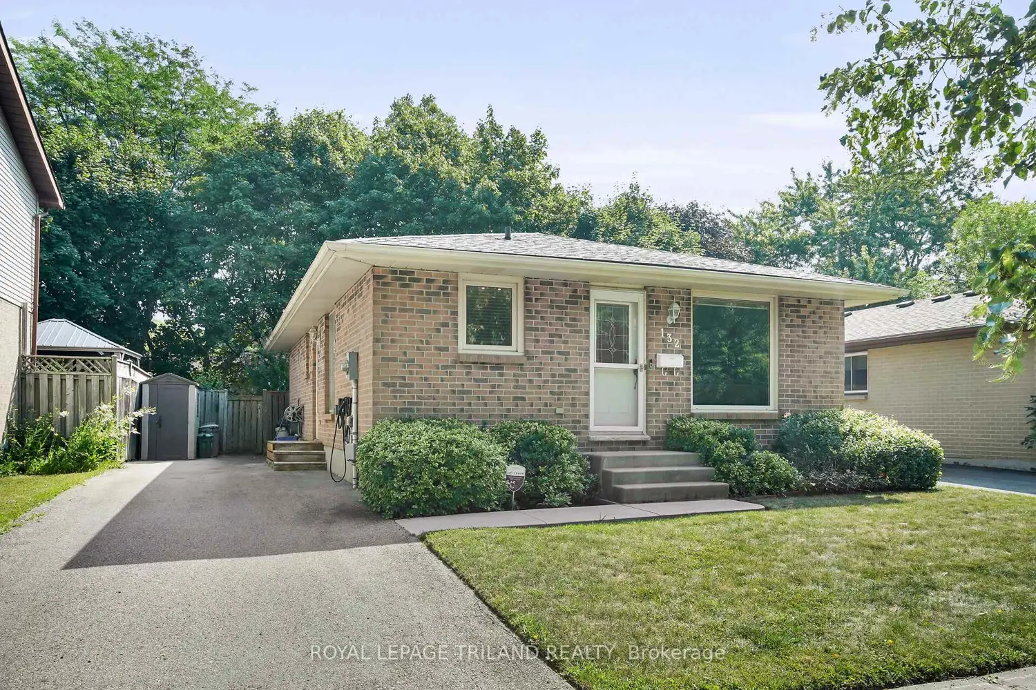 132 Ardsley Crescent