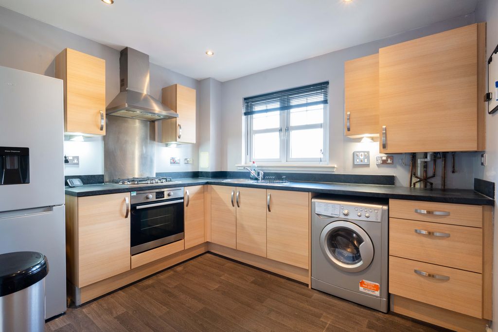 Additional image 3 of 2 bed flat for saleLeyland Road, Bathgate EH48