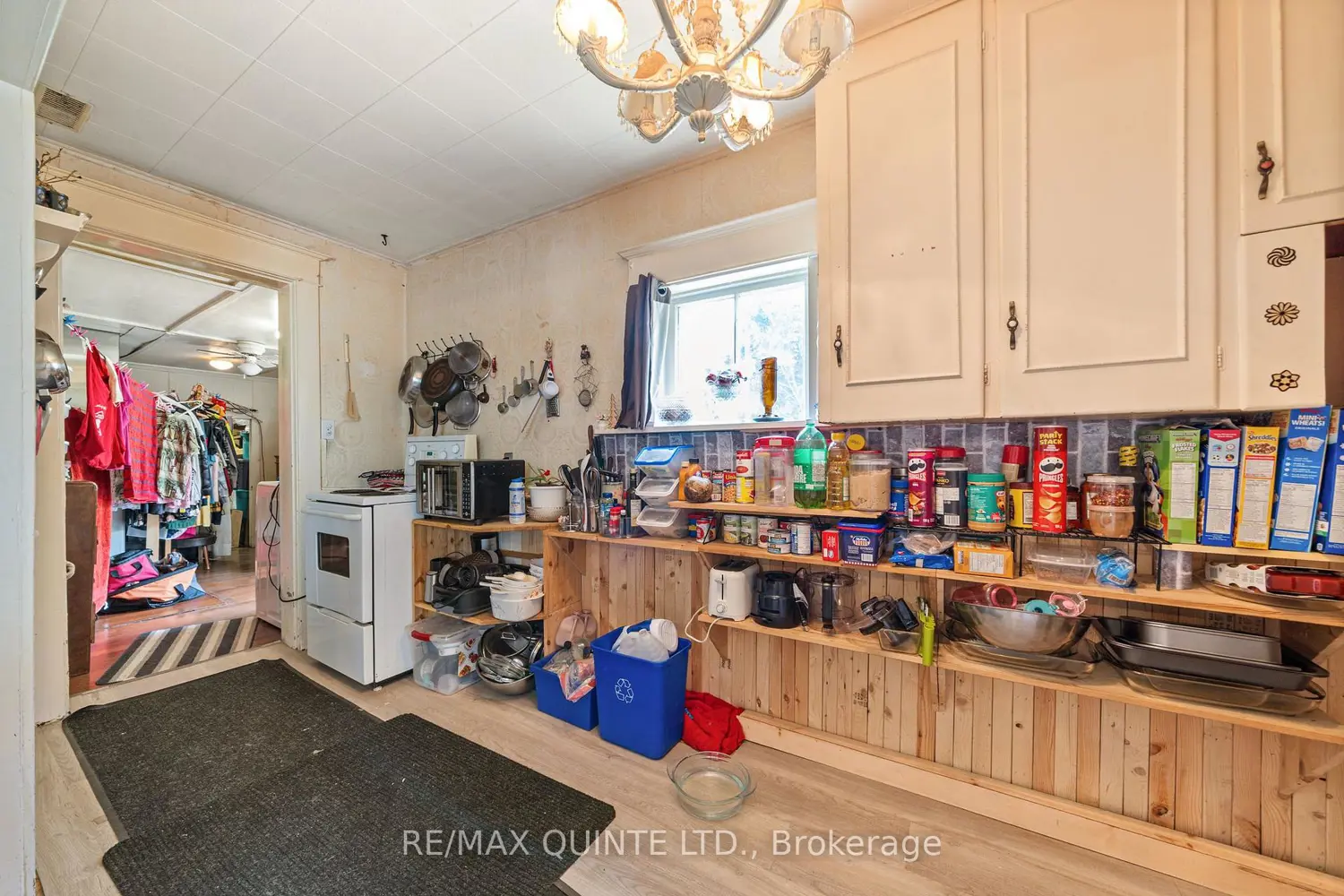 4852 Stirling Marmora Road photo 2