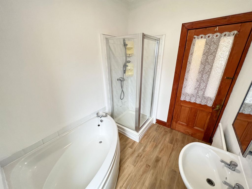 Additional image 16 of 3 bed flat for saleUpper Burnside Villa, Shore Road, Sandbank, Dunoon PA23