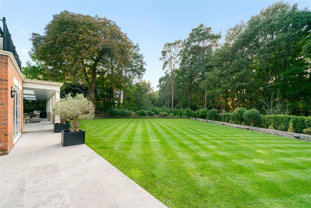 Additional image 20 of 6 bed detached house for saleHeathfield Avenue, Sunninghill, Berkshire SL5