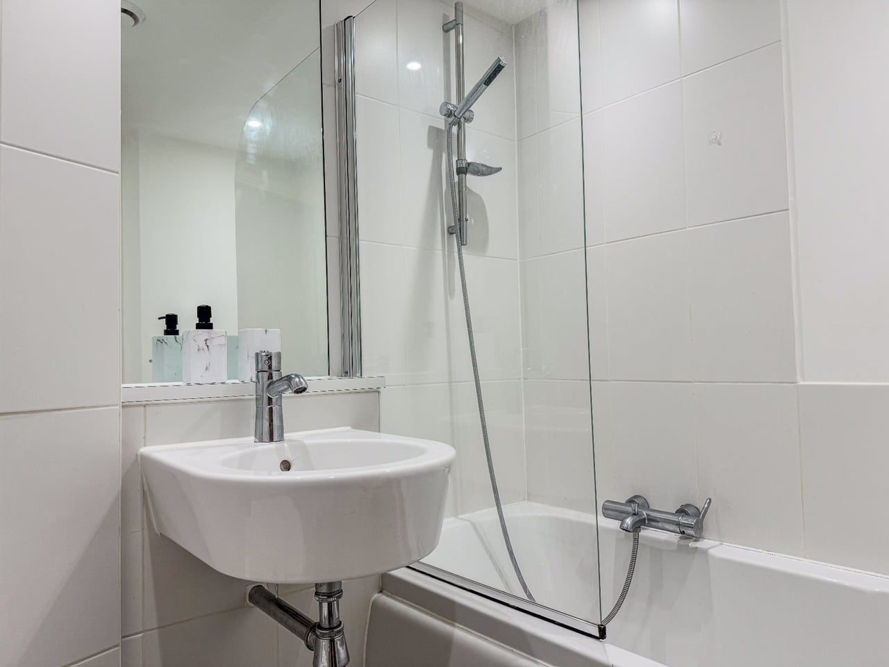 Additional image 20 of 1 Bed Flat, Spencer Point, B18, N1 7GU