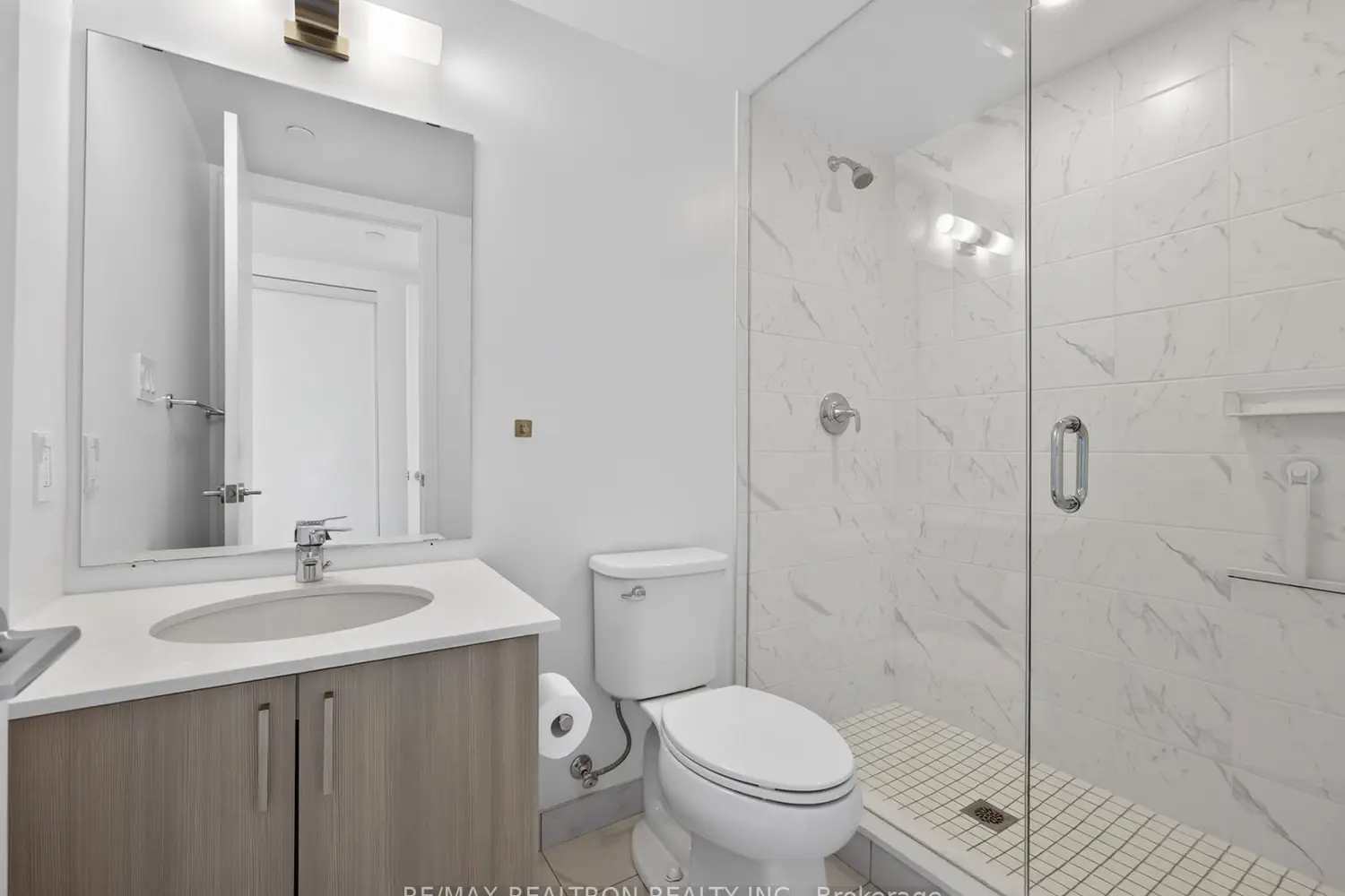 Additional image 15 of 556 Marlee Avenue 407