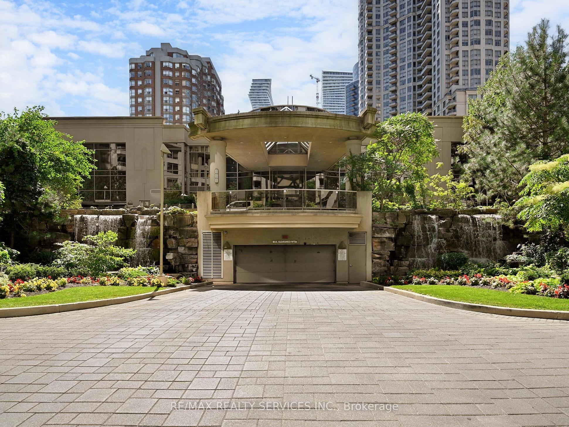 Additional image 3 of 504-3880 Duke Of York Boulevard, Mississauga, ON, L5B 4M7