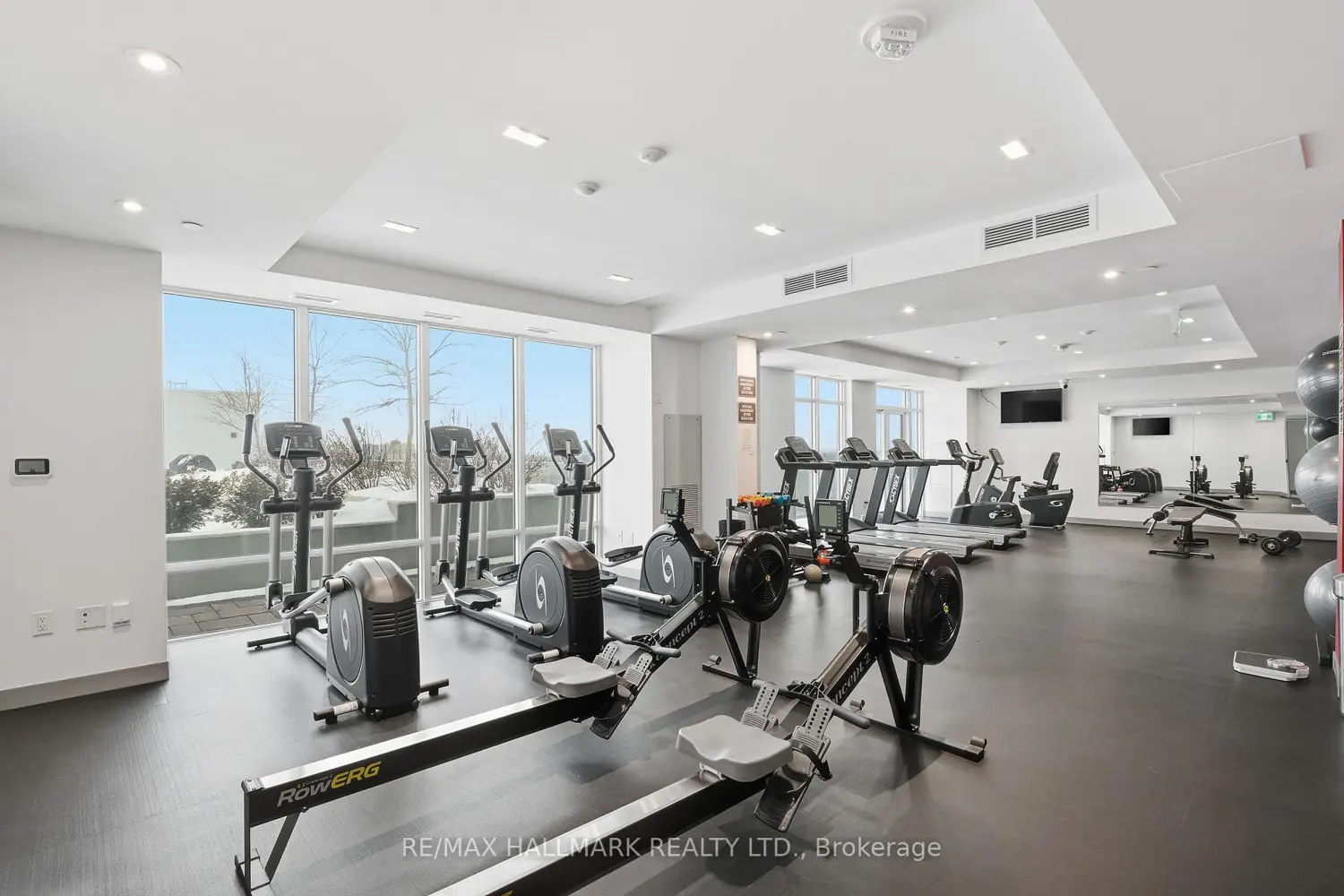 Additional image 5 of 3220 Sheppard Avenue 220