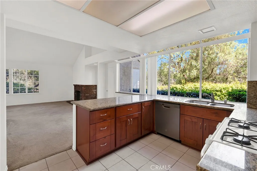 Additional image 53 of 21141 Flametree, Lake Forest, CA 92630