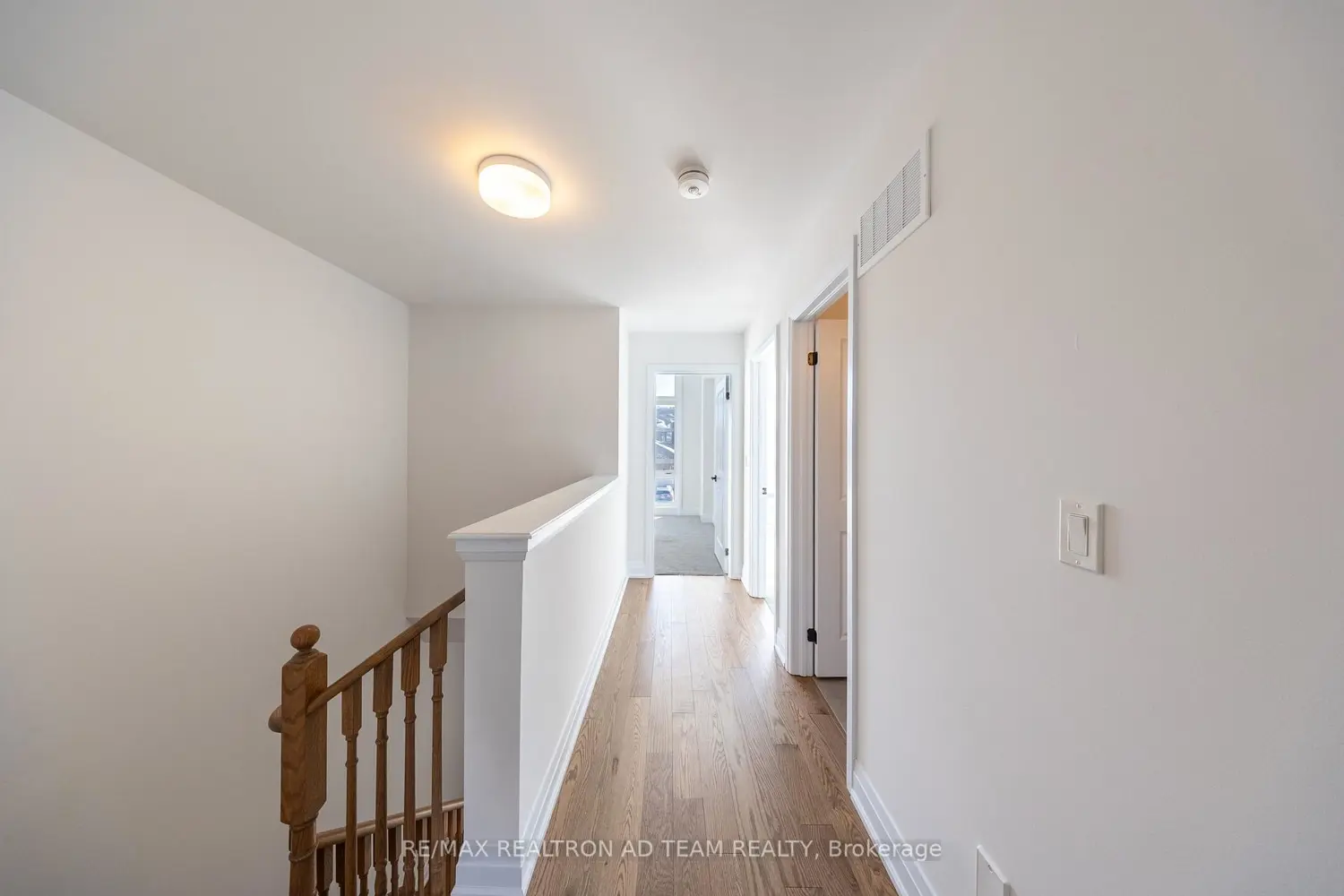 Additional image 9 of 972 Crowsnest Hollow Avenue