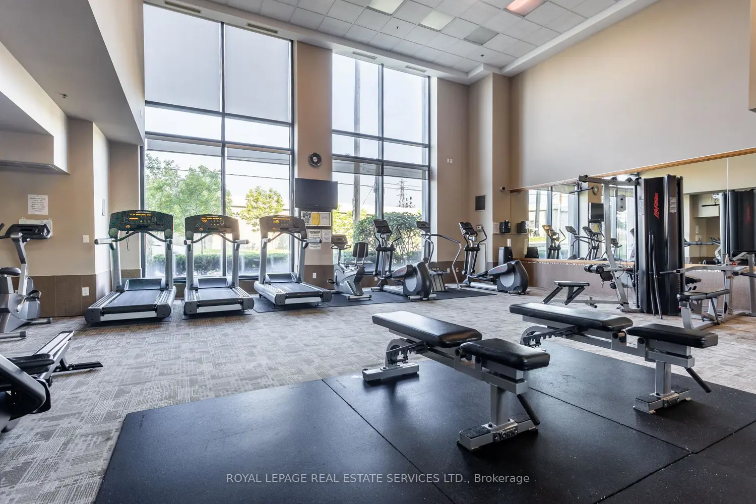 Additional image 10 of 2083 Lake Shore Boulevard 109