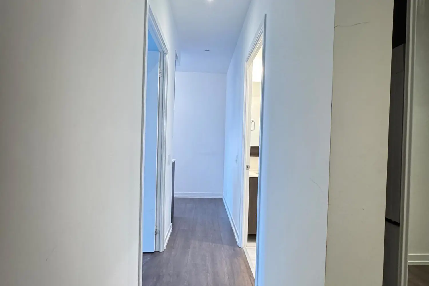 Additional image 12 of 950 Portage Parkway Ph12