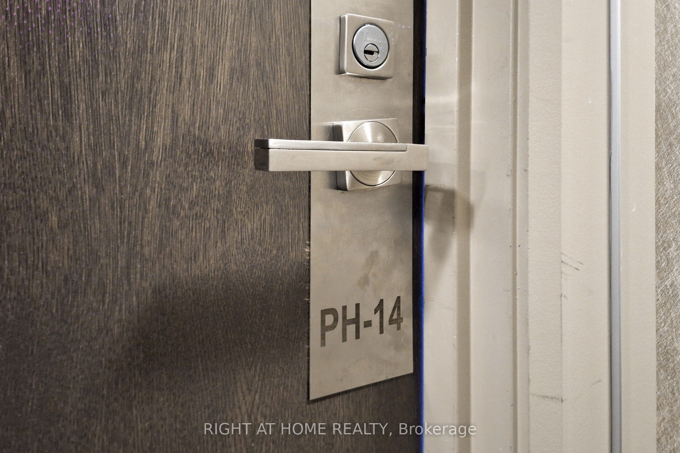 Additional image 6 of PH14-95 North Park Road, Vaughan, ON, L4J 0J1