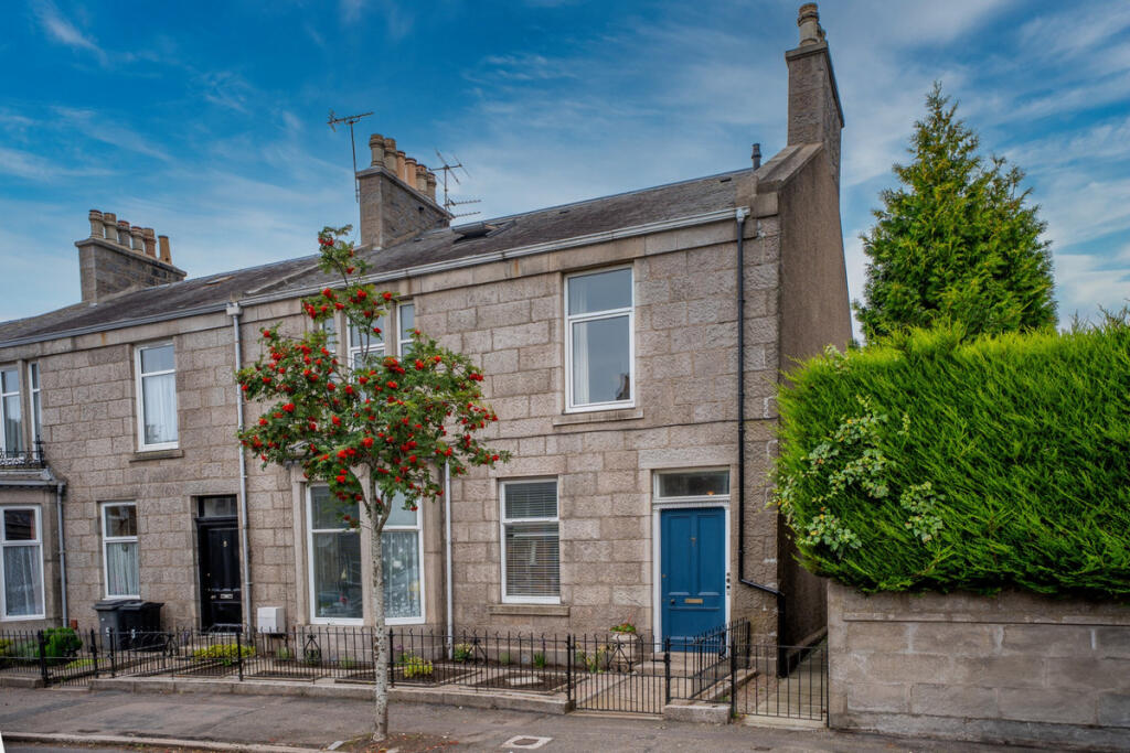 Brunswick Place, Aberdeen, AB11