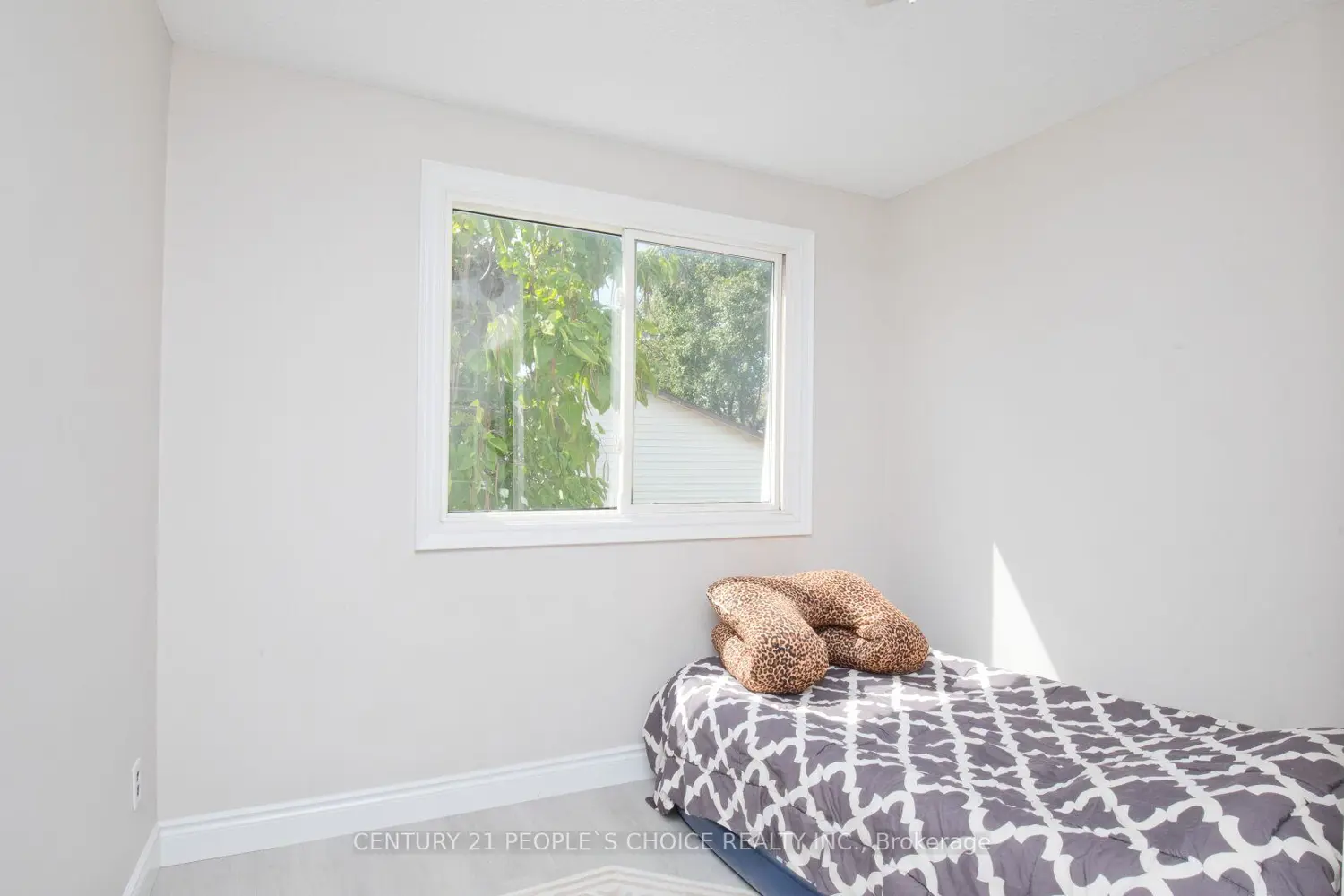 Additional image 10 of 3525 Brandon Gate 54