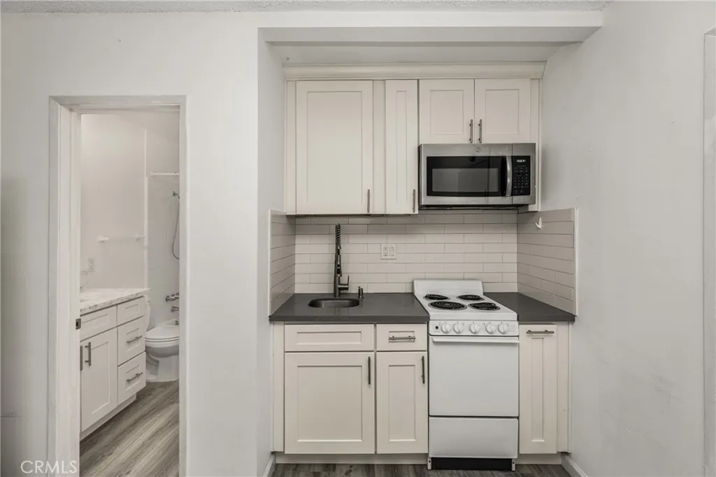 Additional image 14 of 16862 12th Street Unit 4, Sunset Beach, CA 90742