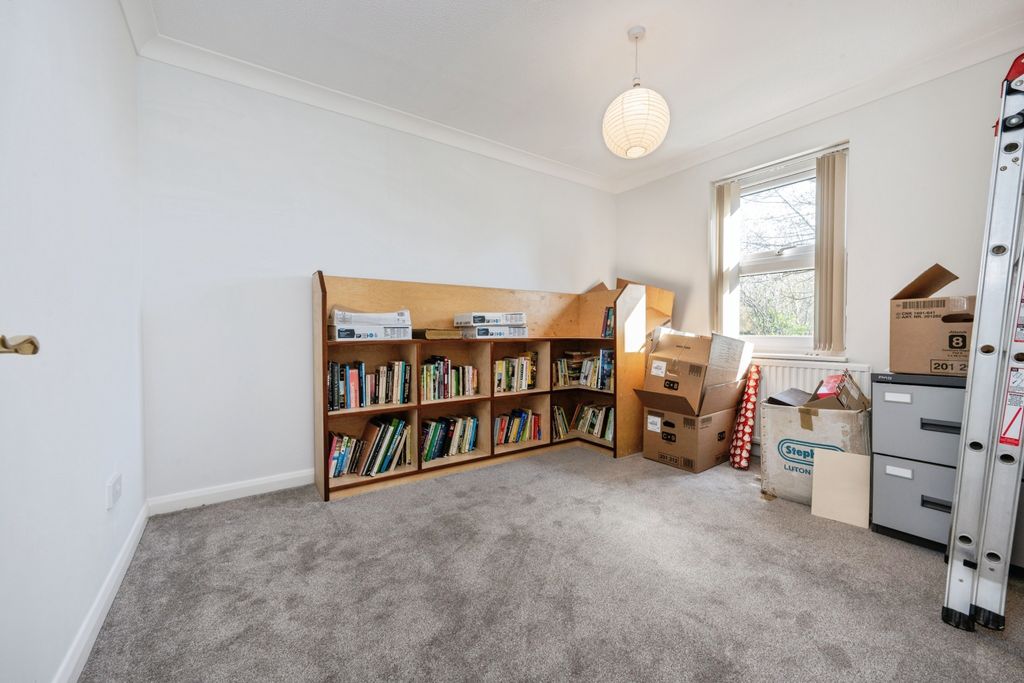 Additional image 15 of 2 bed flat for saleAshburnham Road, Bedford MK40