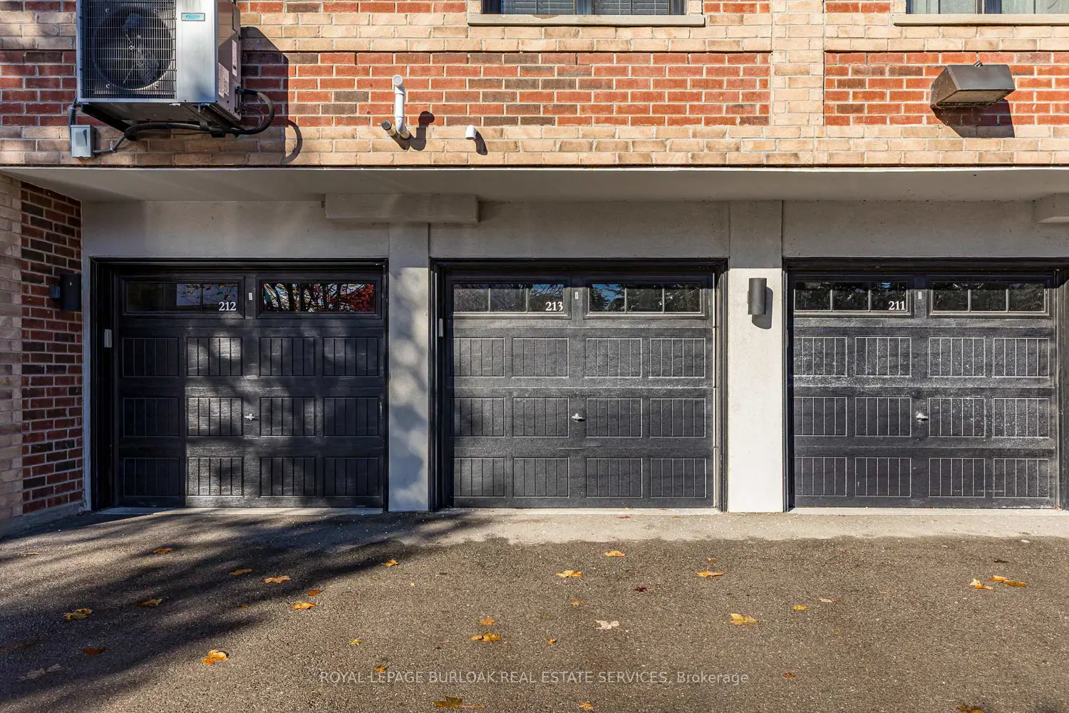 Additional image 16 of 760 Lakeshore Road 213