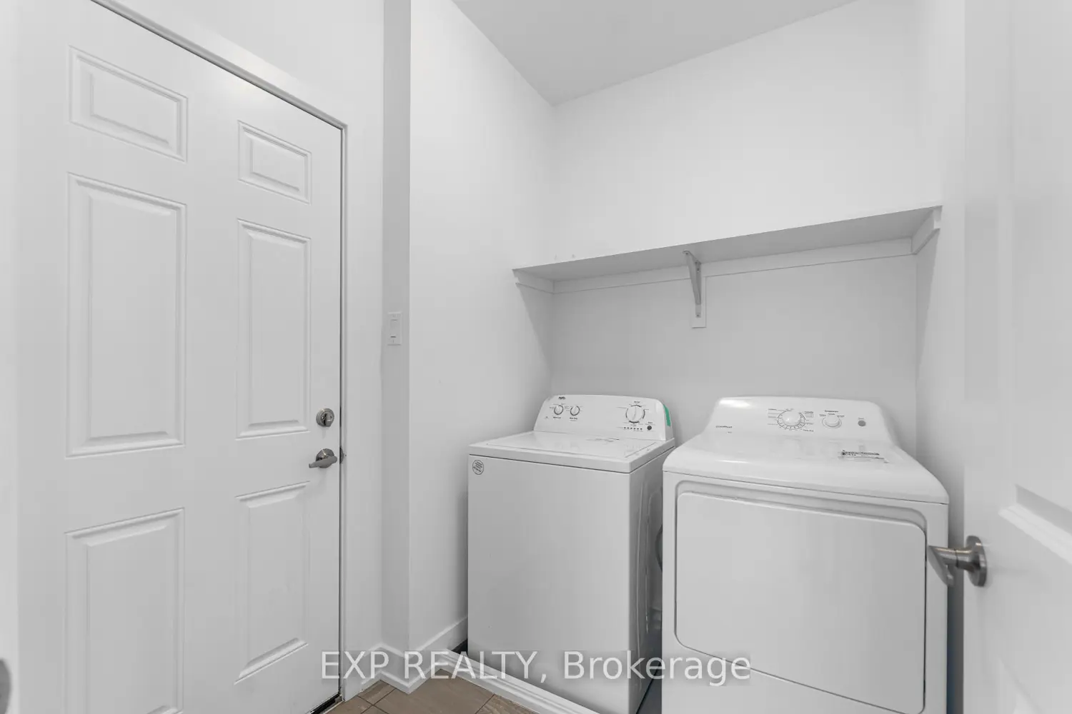 Additional image 7 of 27 Moosonee Crescent