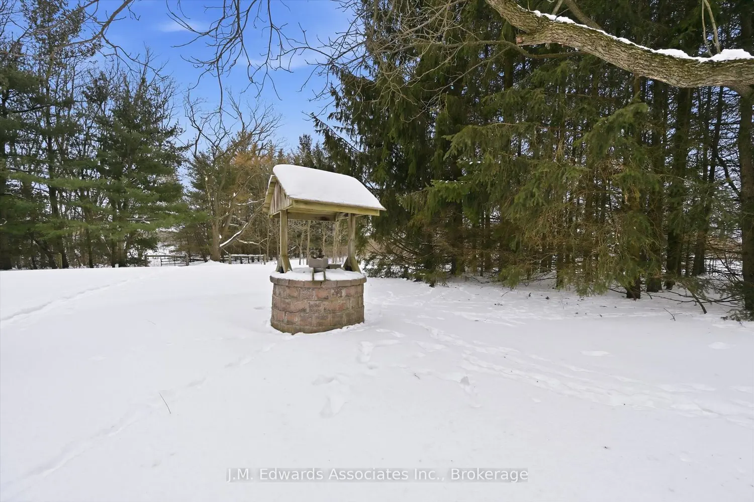 Additional image 18 of 5882 Canborough Road