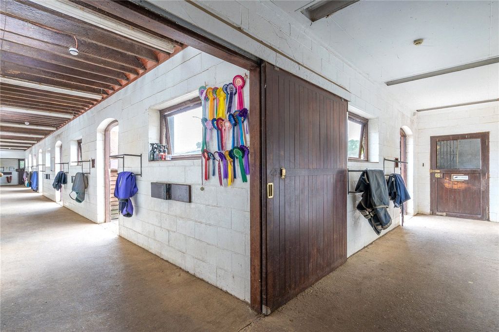 Additional image 29 of 7 bed equestrian for saleLot 1 | Hillfields Farm, Lower Basildon, Reading, Berkshire RG8