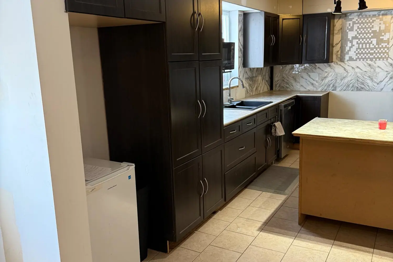 Additional image 9 of 373 Commercial Avenue