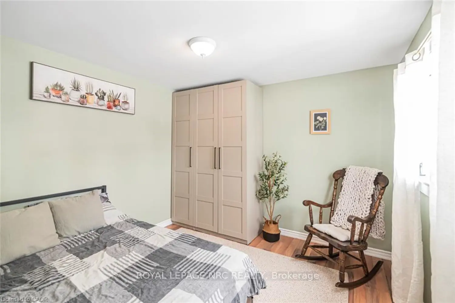 Additional image 13 of 11685 Burnaby Road