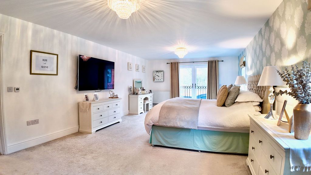 Additional image 42 of 5 bed detached house for saleOak Tree Rise, Newbridge NP11