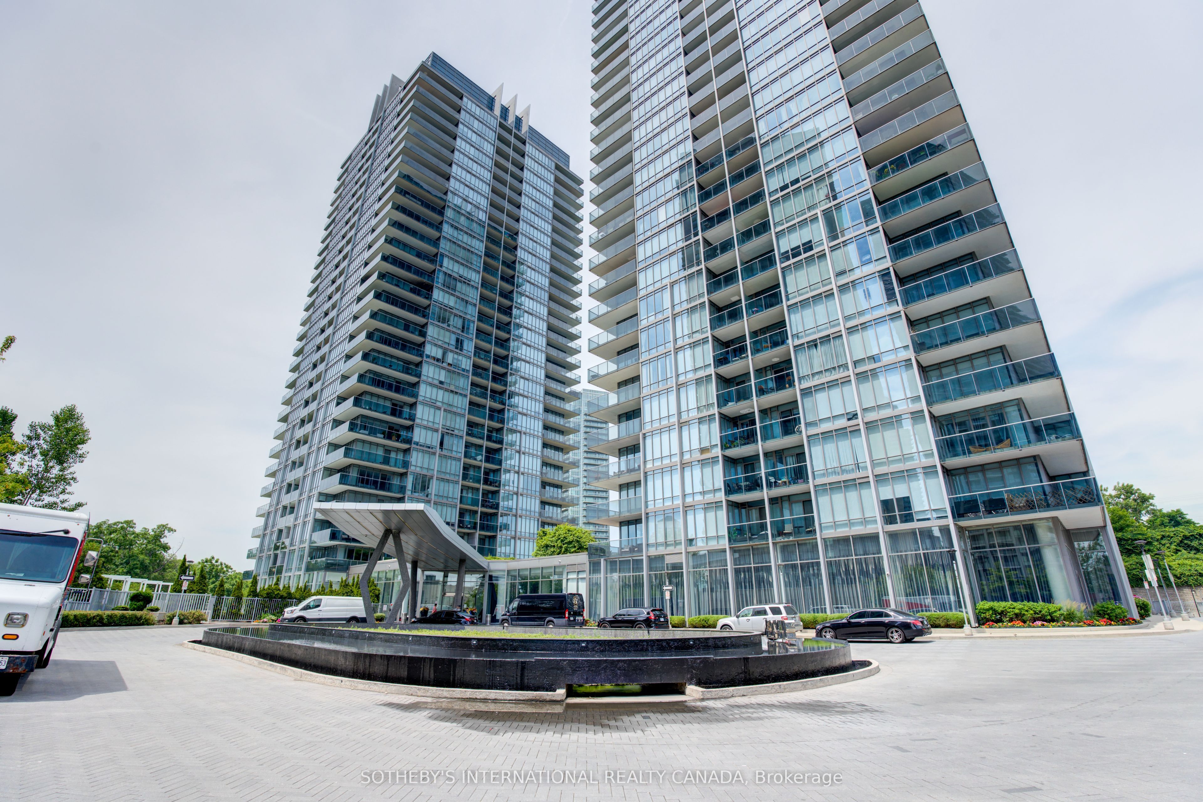 2711-88 Park Lawn Road, Toronto, ON, M8Y 0B5