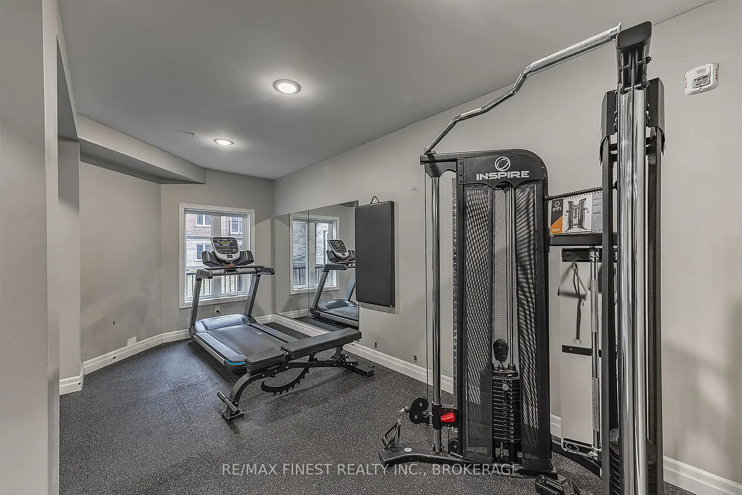 Additional image 8 of 501 Frontenac Street 421