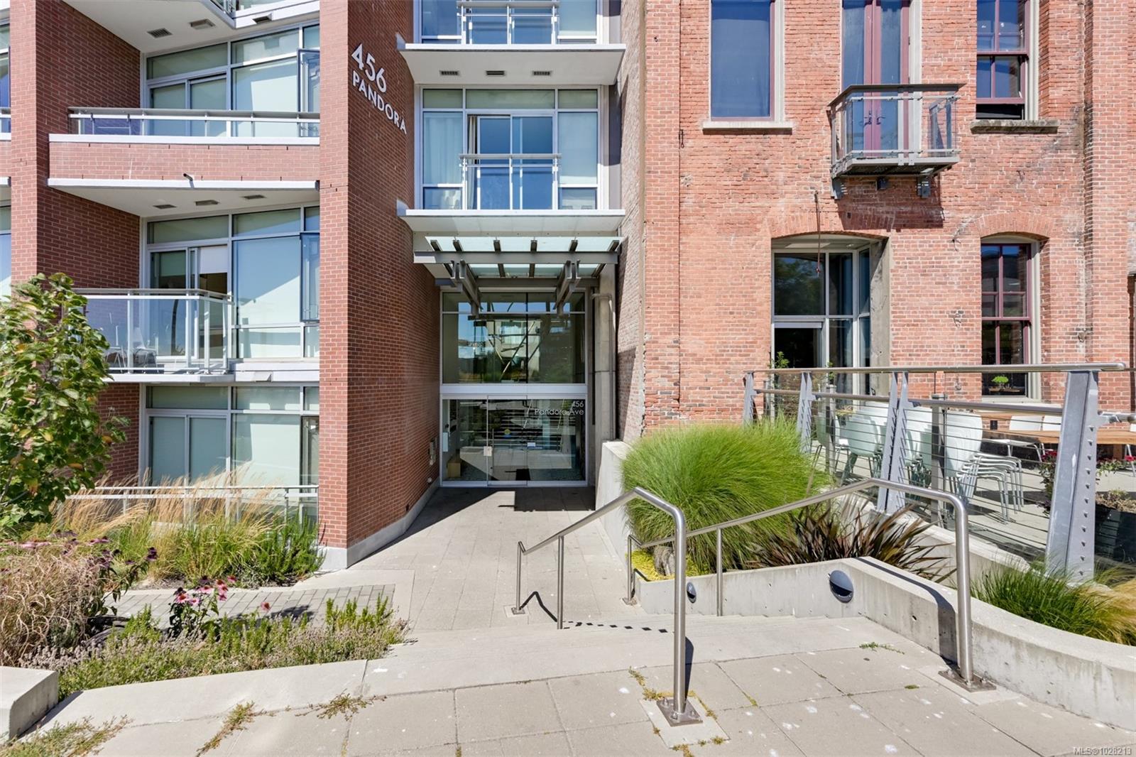 Additional image 3 of 213-456 Pandora Avenue, Victoria, BC, V8W 0E3