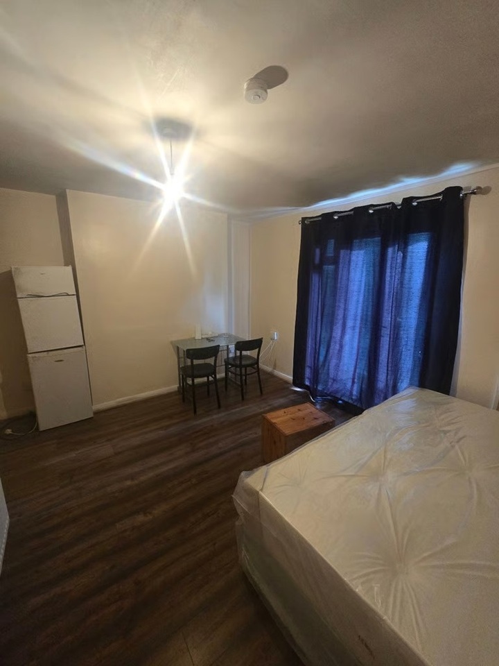 Room in a Shared Flat, Queensbridge Court, E2, E2 8PA