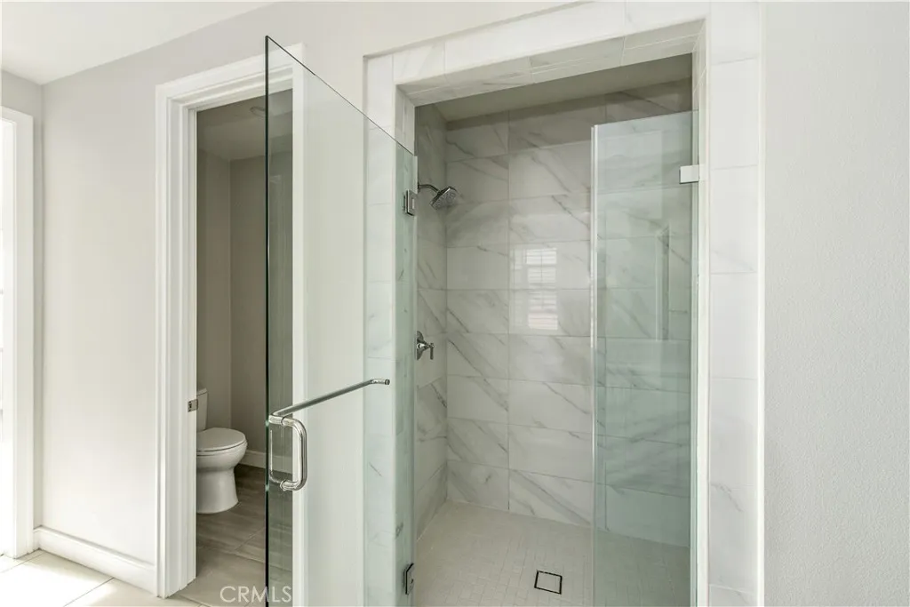 Additional image 18 of 201 Evaroad, Irvine, CA 92602