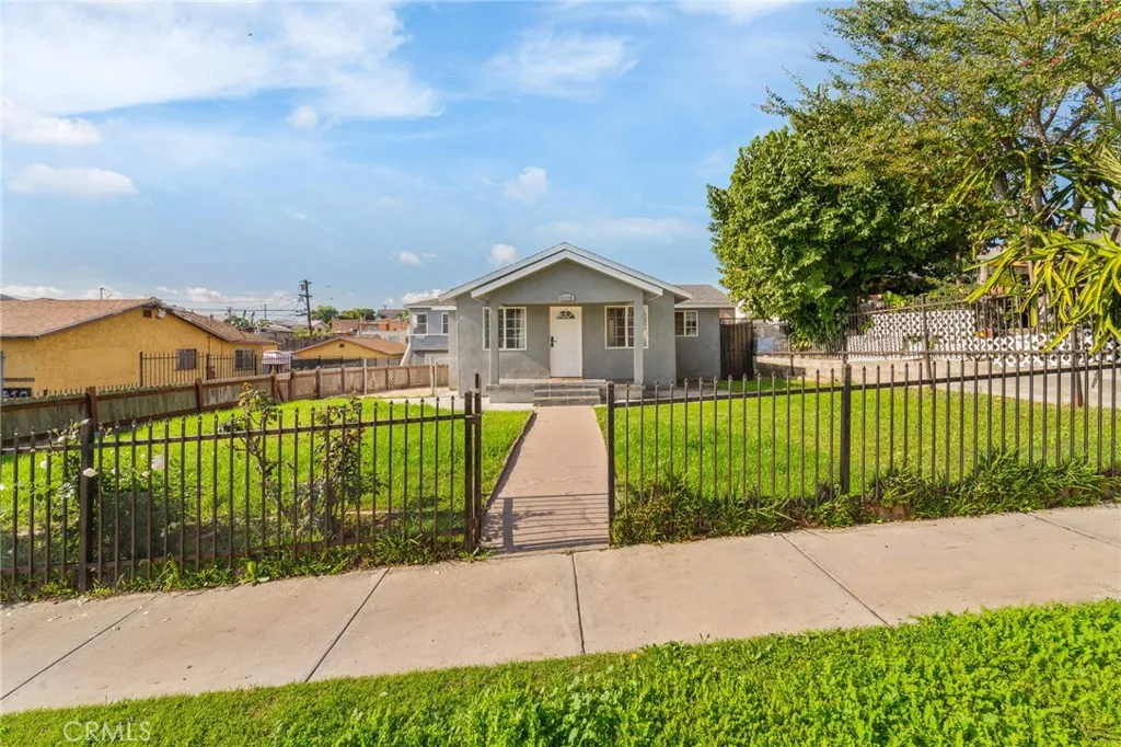 Additional image 56 of 11113 Van Buren Avenue, Inglewood, CA 90044