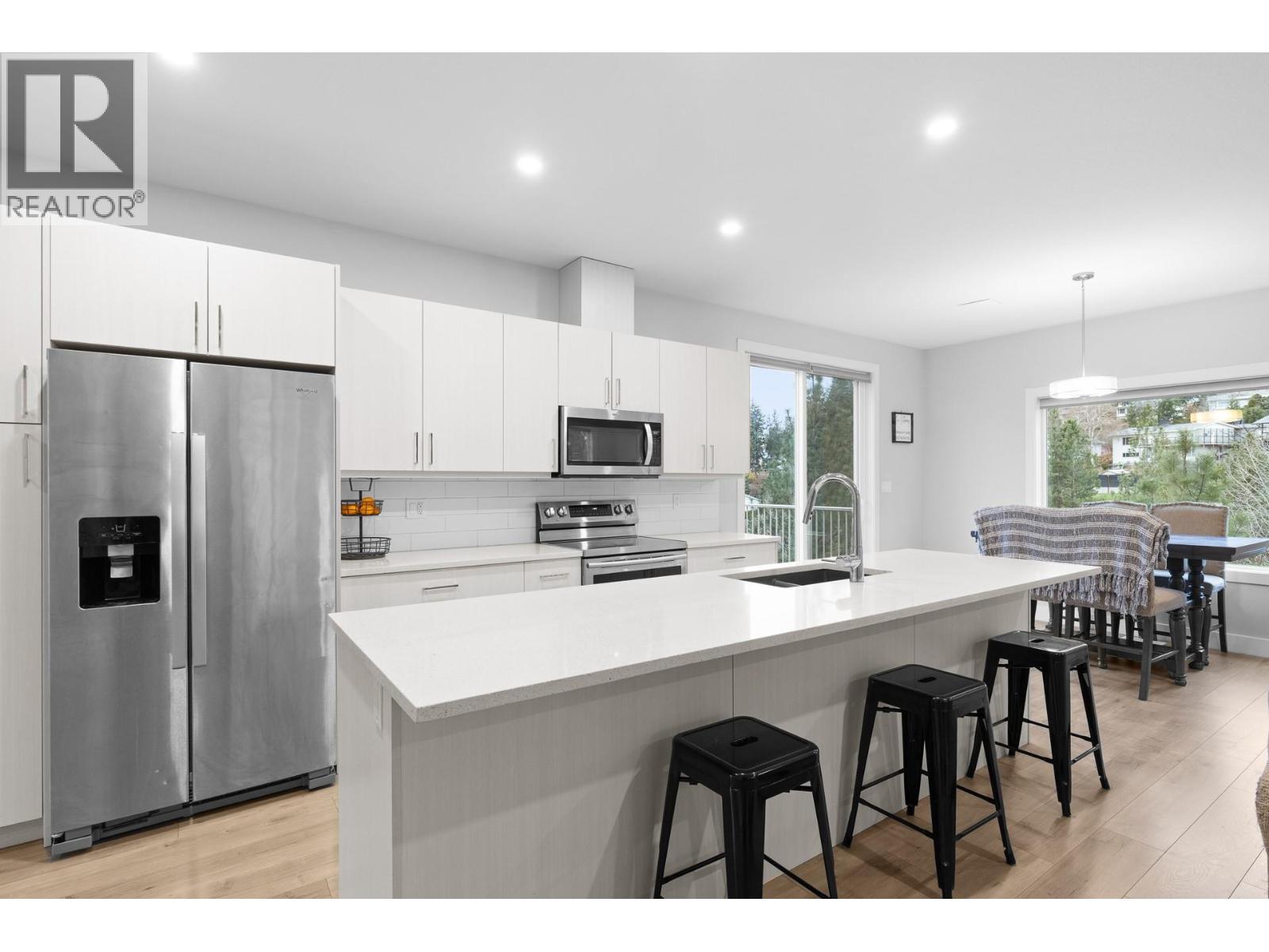 Additional image 3 of 3735 Inverness Road, West Kelowna, BC, V4T3N2