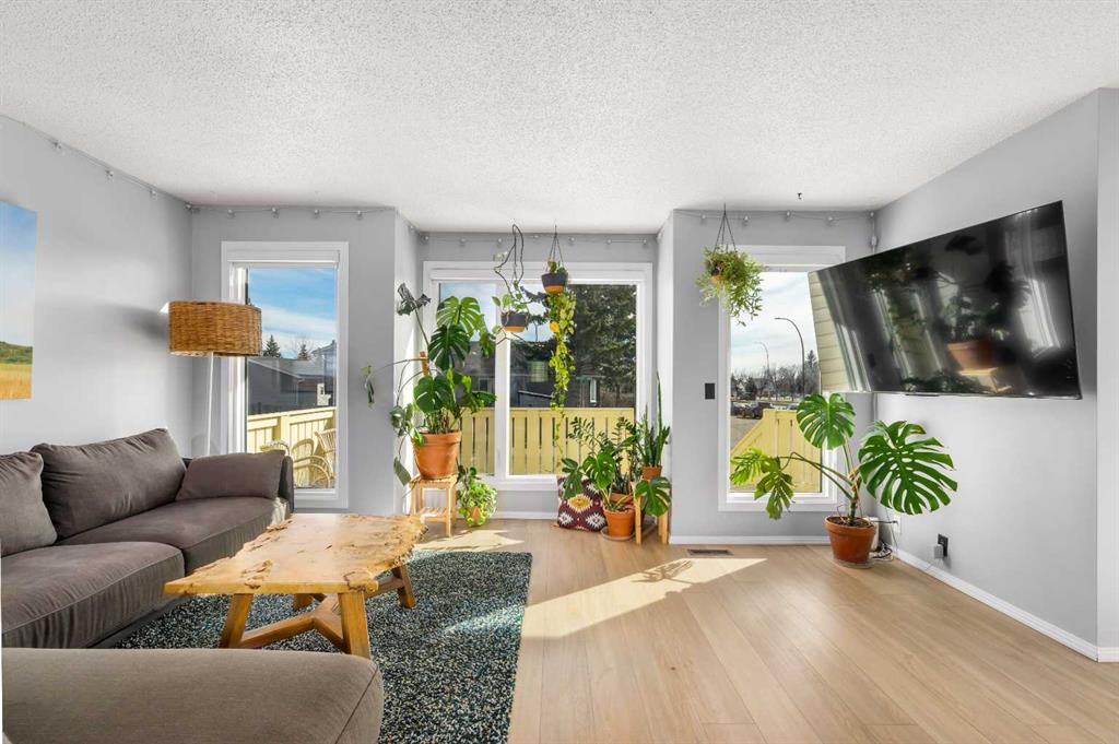 Additional image 4 of 92 Millcrest Green SW, Calgary, AB, T2Y 2J8