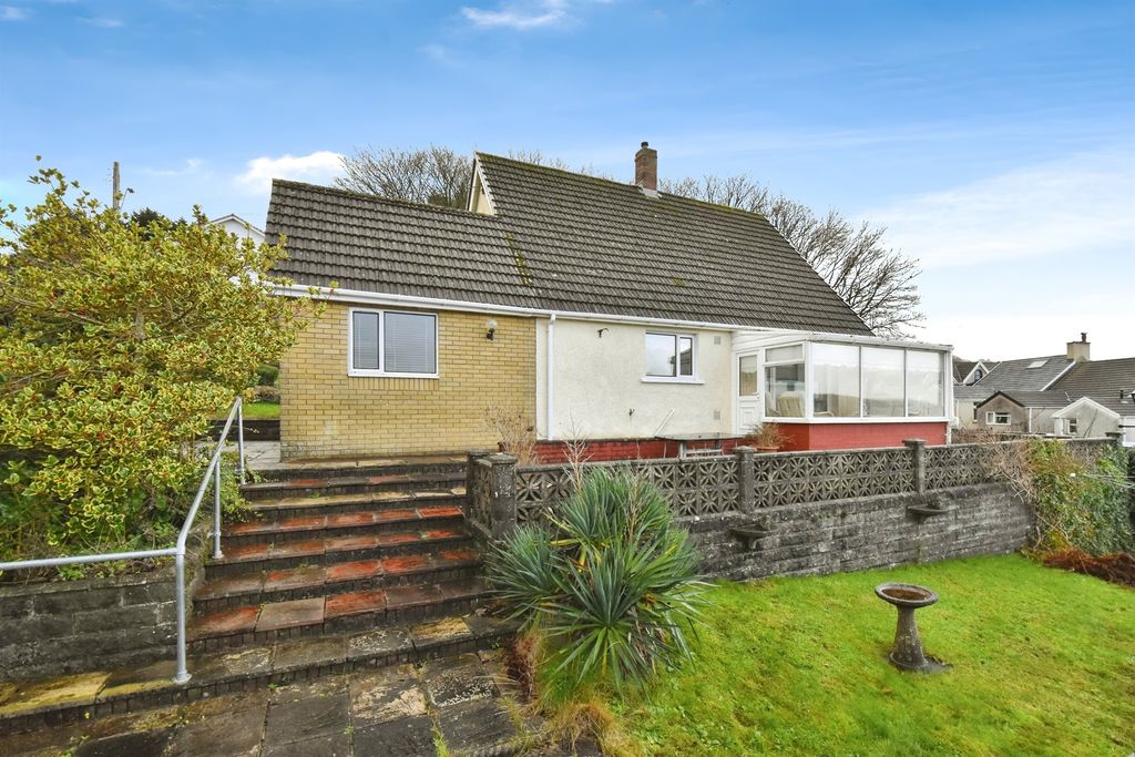 Additional image 3 of 3 bed detached house for salePark Hill, Tredegar NP22