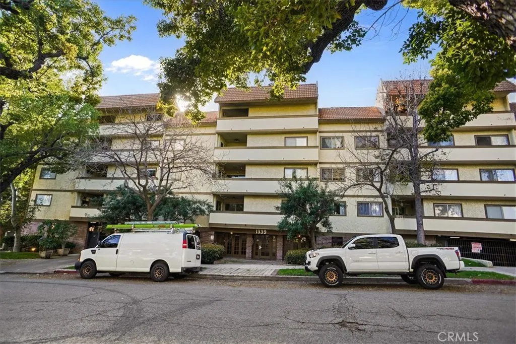 Additional image 2 of 1339 N Columbus Ave, Glendale, CA 91202